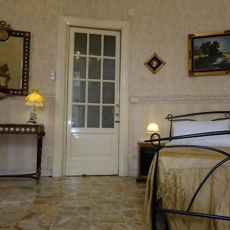 Palazzo Vitrano - Tourist Apartment Катания Экстерьер фото