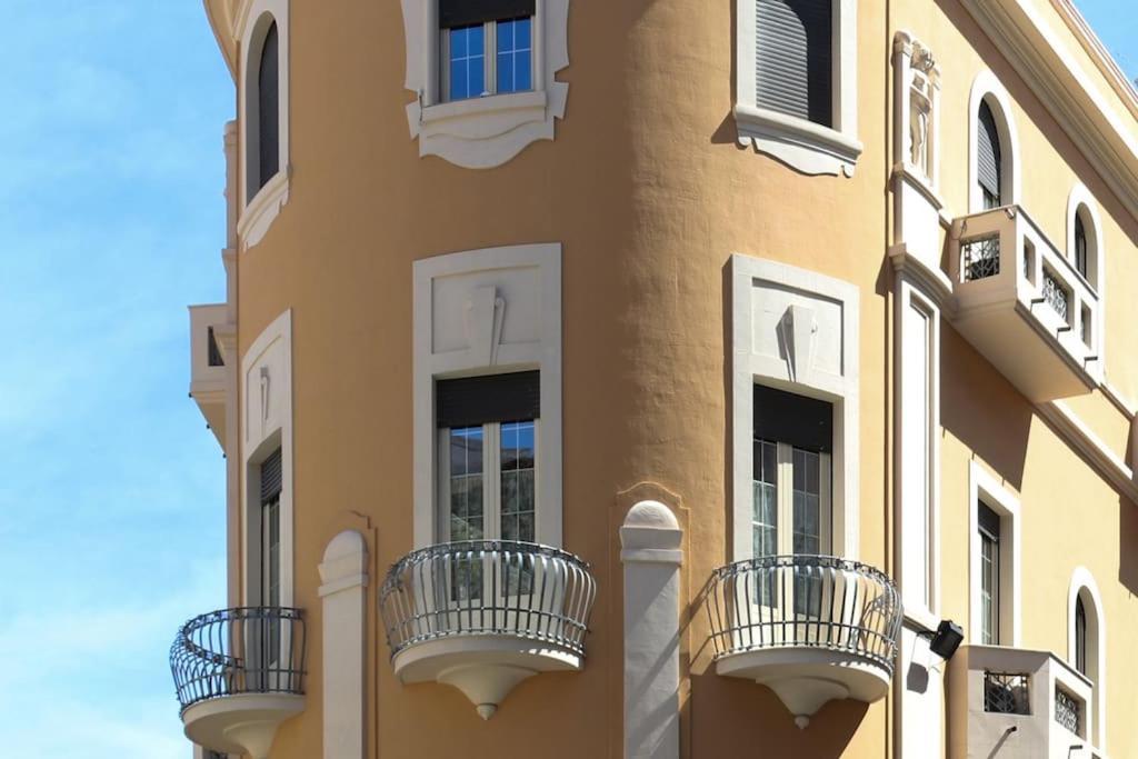 Palazzo Vitrano - Tourist Apartment Катания Экстерьер фото