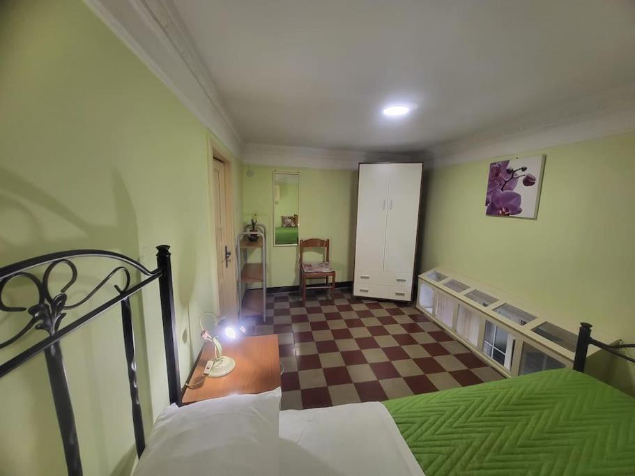 Palazzo Vitrano - Tourist Apartment Катания Экстерьер фото